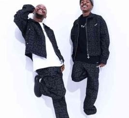 Shakes – Between Friends Klipdrift Amapiano Mix ft Les